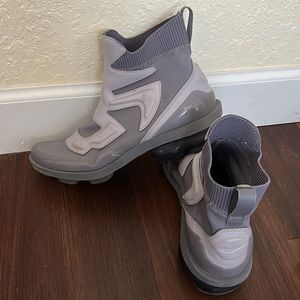 Nike sneaker boot gel size 9 Rare